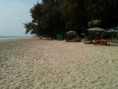 /album/bildgalleri/mae-rumphung-beach-mot-white-stones-jpg/